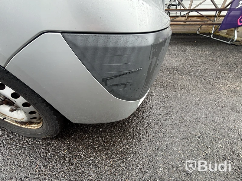 Nissan Primastar Panel Van -2011 | Repair project