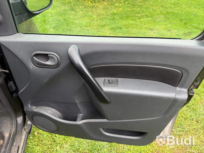Renault Kangoo panel van, 2015