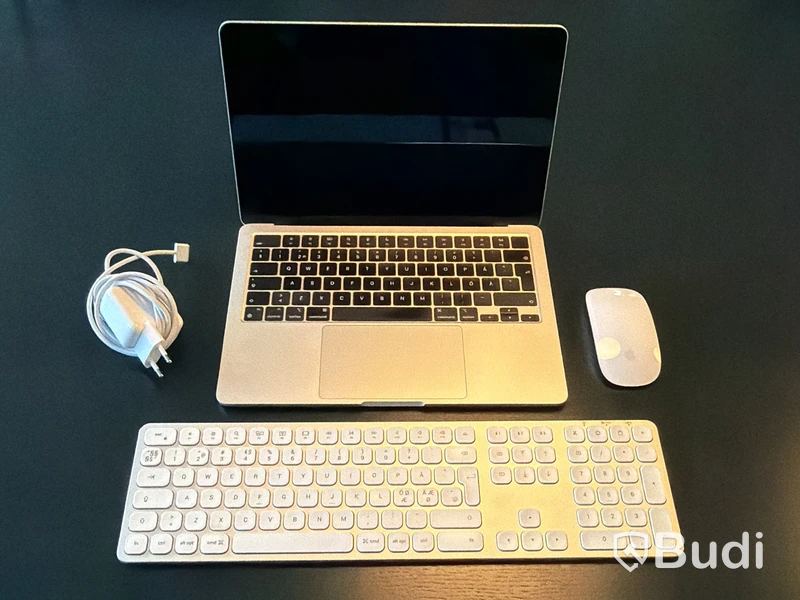 Apple MacBook Air M2 2022, 8 GB, 256 GB