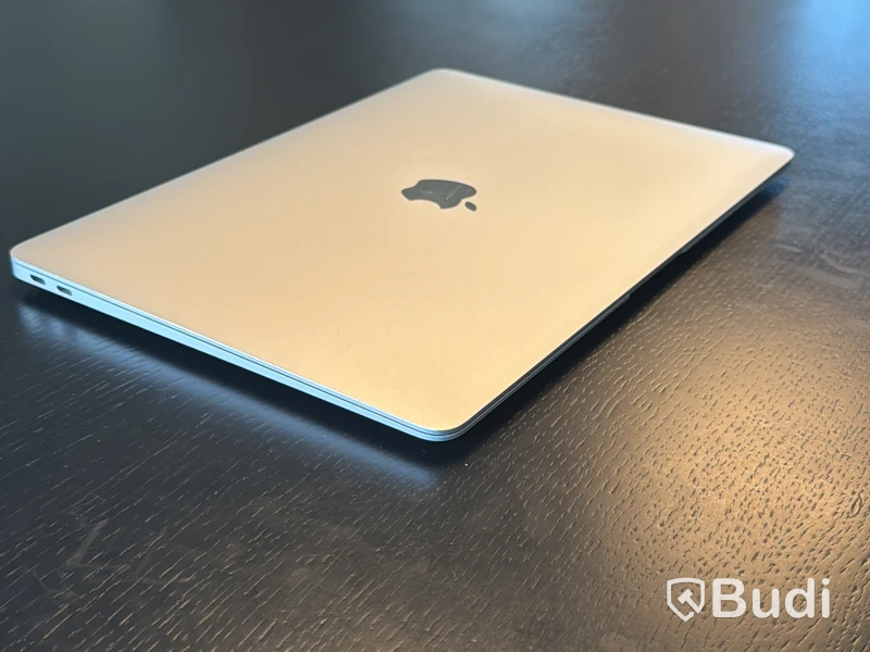 Apple MacBook Air M1 Laptop, 2020, 8 GB
