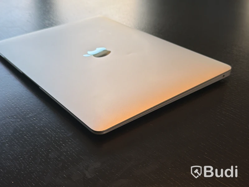 Apple MacBook Air M1 Laptop, 2020, 8 GB