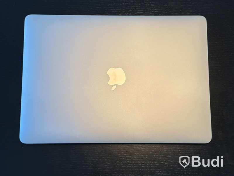 Apple MacBook Air M1 Laptop, 2020, 8 GB