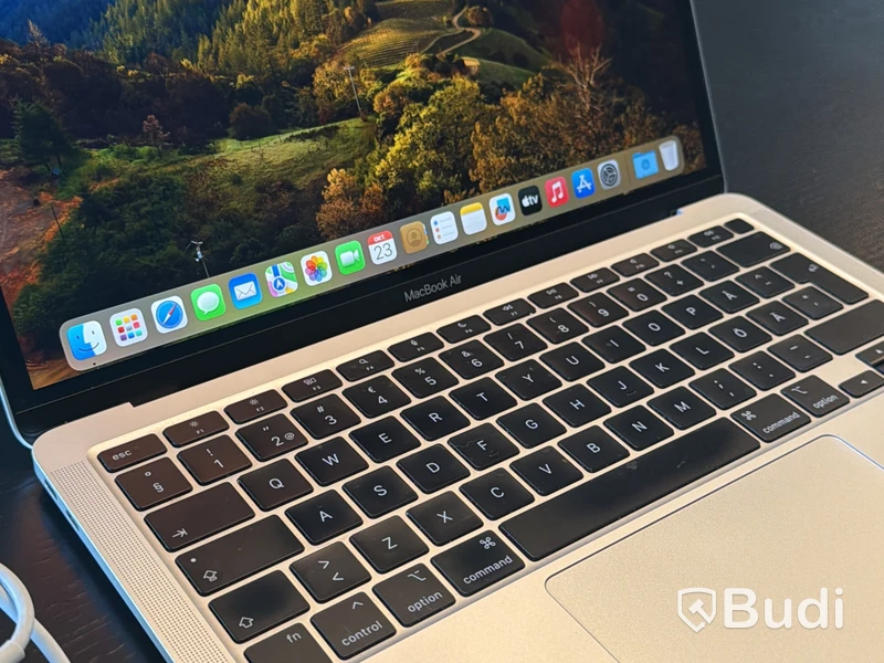 Apple MacBook Air M1 Laptop, 2020, 8 GB