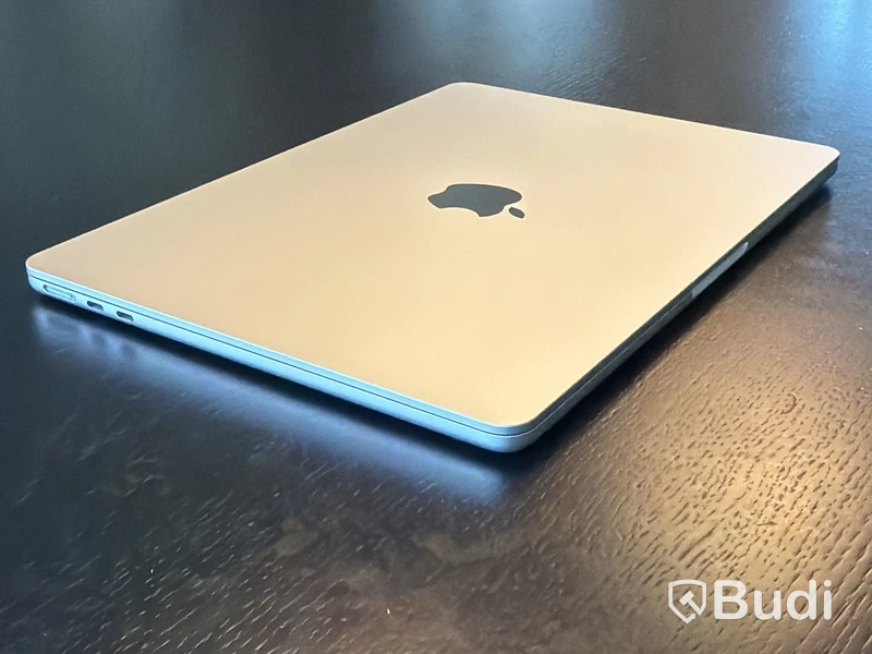 Apple MacBook Air M2 (2022), 8 GB RAM, 256 GB SSD