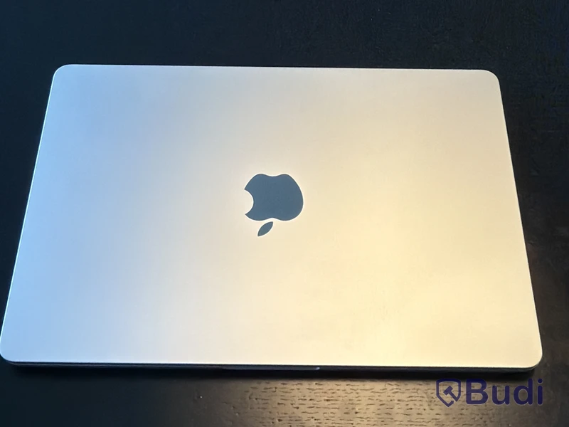 Apple MacBook Air M2 (2022), 8 GB RAM, 256 GB SSD