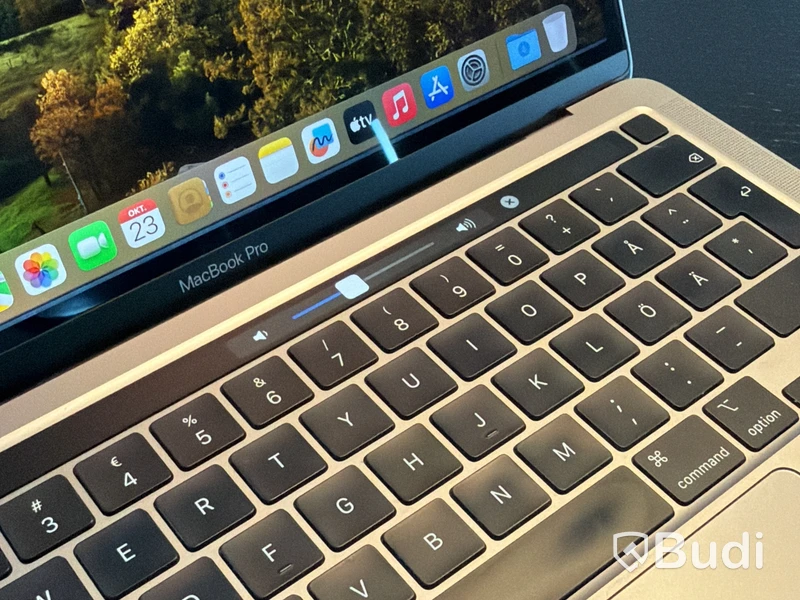 MacBook Pro 13 tum M1 2020, 8 GB RAM