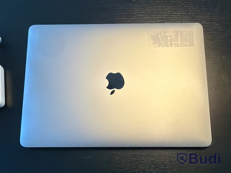MacBook Pro 13 tum M1 2020, 8 GB RAM