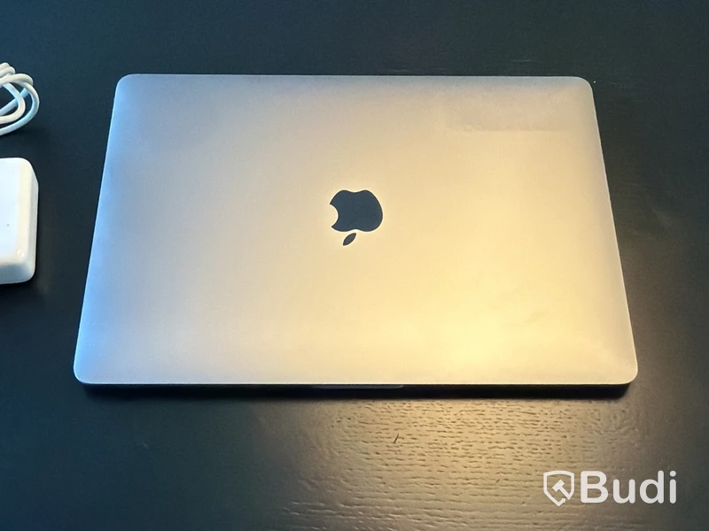 MacBook Pro 13 tum M1 2020, 8 GB RAM
