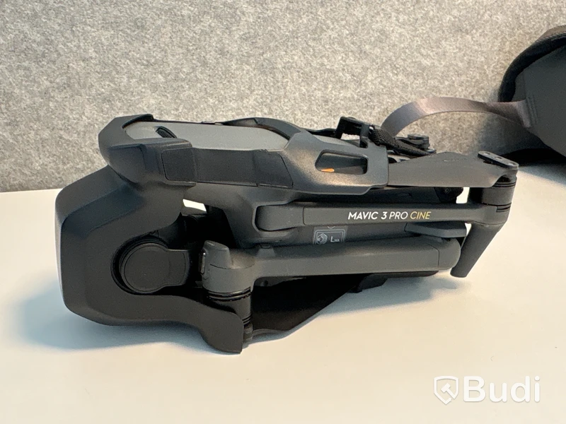 Drönare DJI Mavic 3 Pro Cine, 3 batterier