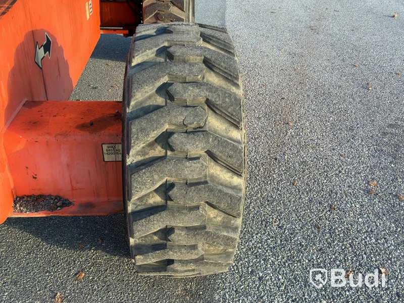 Boom lift JLG 660SJ | 5327 h | 2005