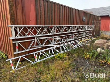 Fackverksbalkar i aluminium, flera längder