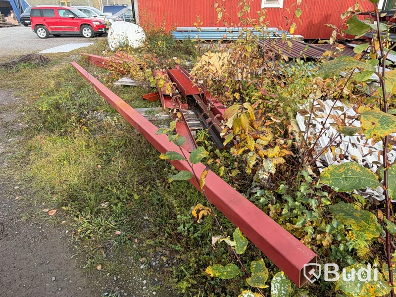 Stålprofiler, profilerad plåt & materialställ