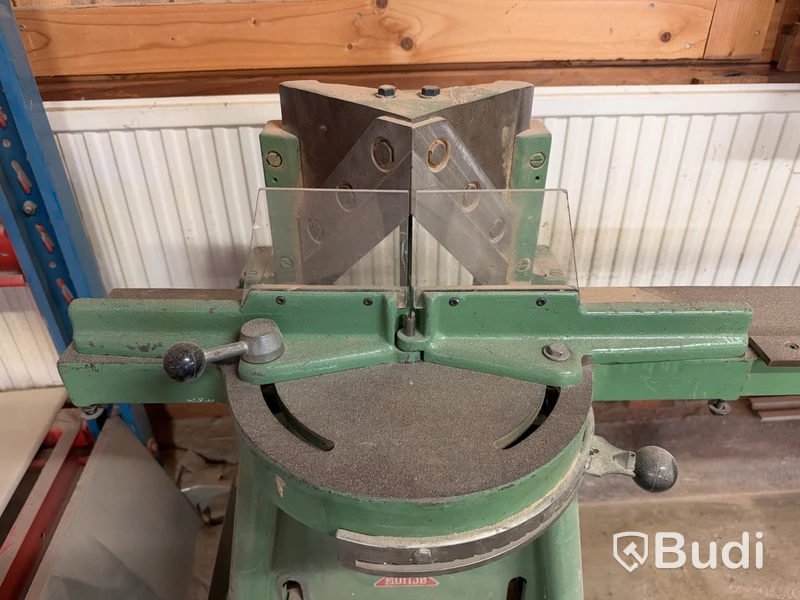 Morso foot-operated miter shear