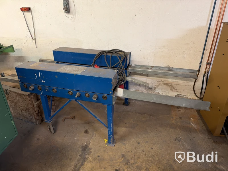 Lindab VM84 seam opener