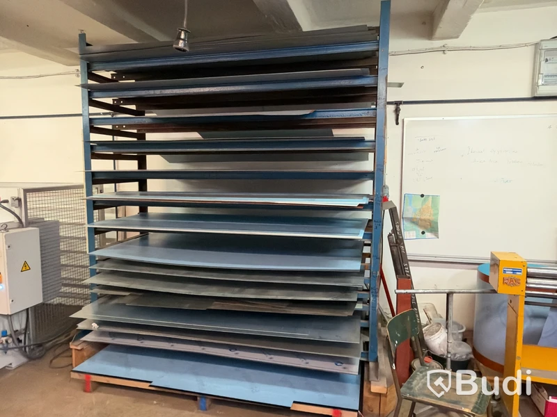 Lot of sheet metal with storage rack