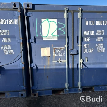 Förrådscontainer, 8 fot med hyllor och elinstallation