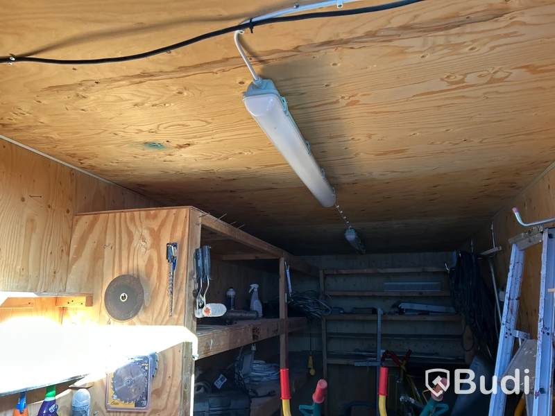 20-foot storage container with electrical installation