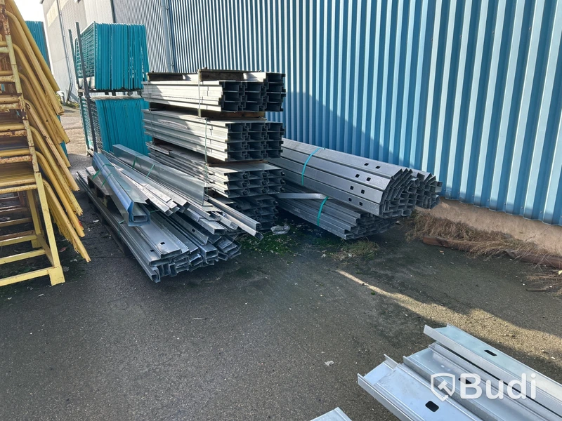 Lot of galvanized steel profiles