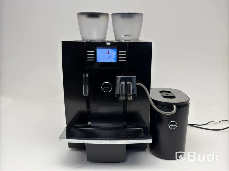 Kaffemaskin Jura Giga X8C inkl. mjölkkyl Jura 586 -2024