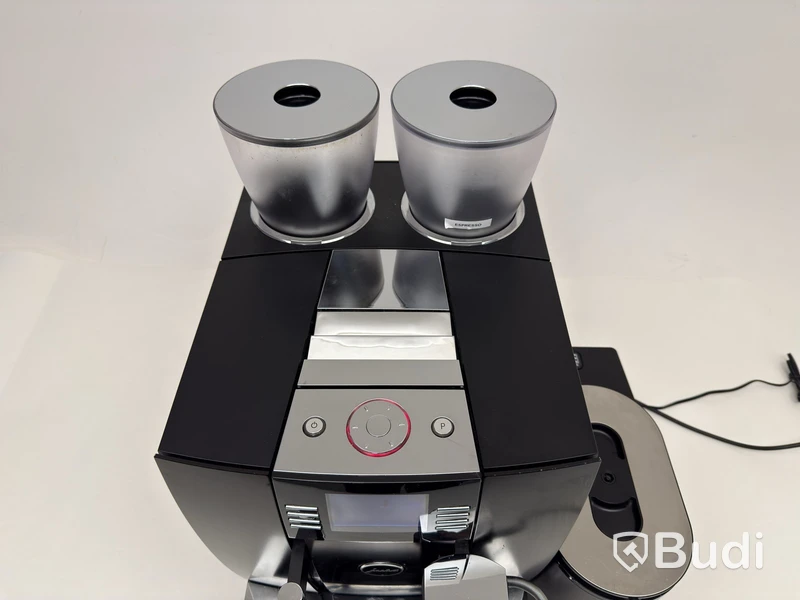Kaffemaskin Jura Giga X8C inkl. mjölkkyl Jura 586 -2024