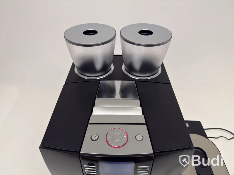 Kaffemaskin Jura Giga X8C inkl. mjölkkyl Jura 586