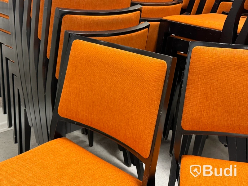 40 st stolar, orange tygklädsel, stapelbara