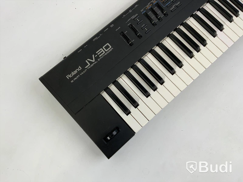 Roland JV-30 synt - okänd funktion ej strömkabel