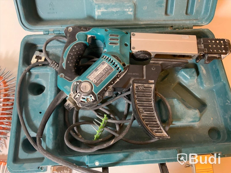 Makita 6842 automatskruvdragare