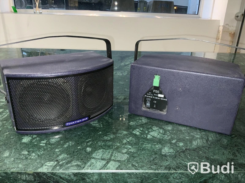 Högtalare Funktion-one F55, 2st samt slutsteg Phonic max 500