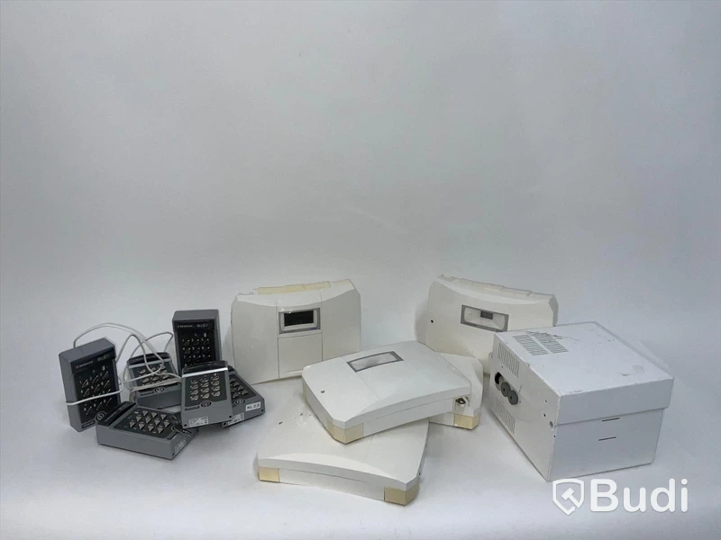 5st BEWATOR DC22 DÖRRCENTRAL / 6st BEWATOR PP500EM KODLÅS