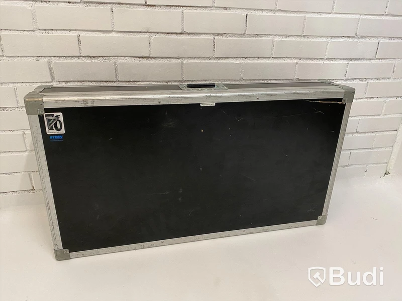 Holmbergcase ca 108x60x60, tomt, förberett för Pioneer DJ-kit