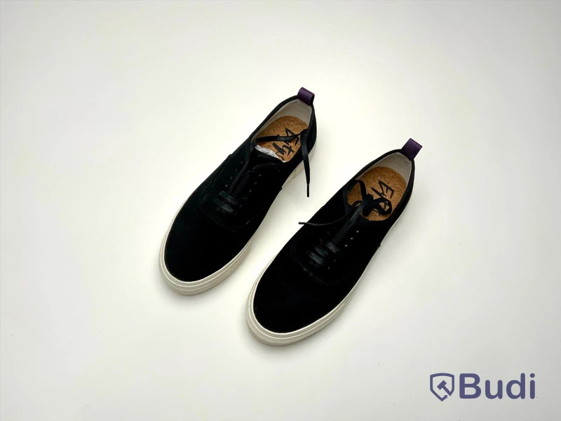 Skor, Eytys Mother suede black. Storlek 46. V100561493