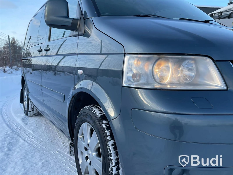 Lätt Lastbil Volkswagen Multivan 2,5 Tdi Crossover | 7 sittplatser |