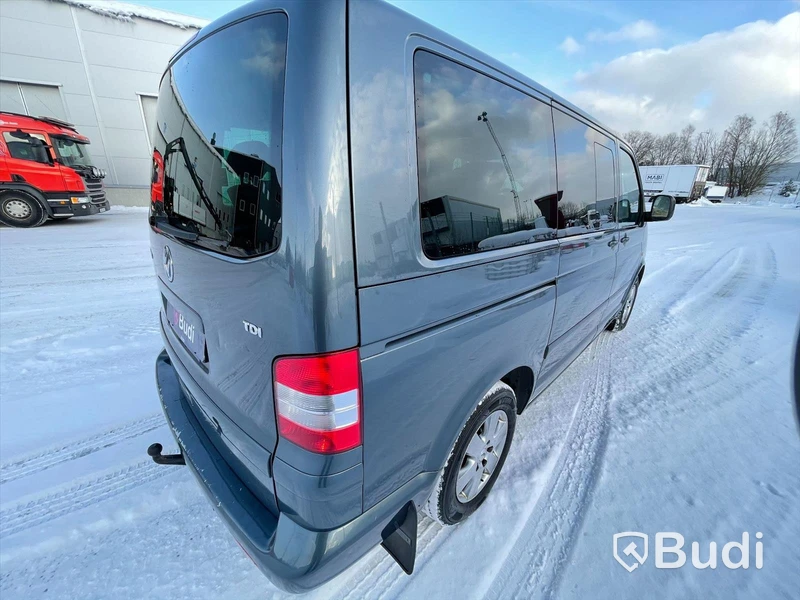 Lätt Lastbil Volkswagen Multivan 2,5 Tdi Crossover | 7 sittplatser |