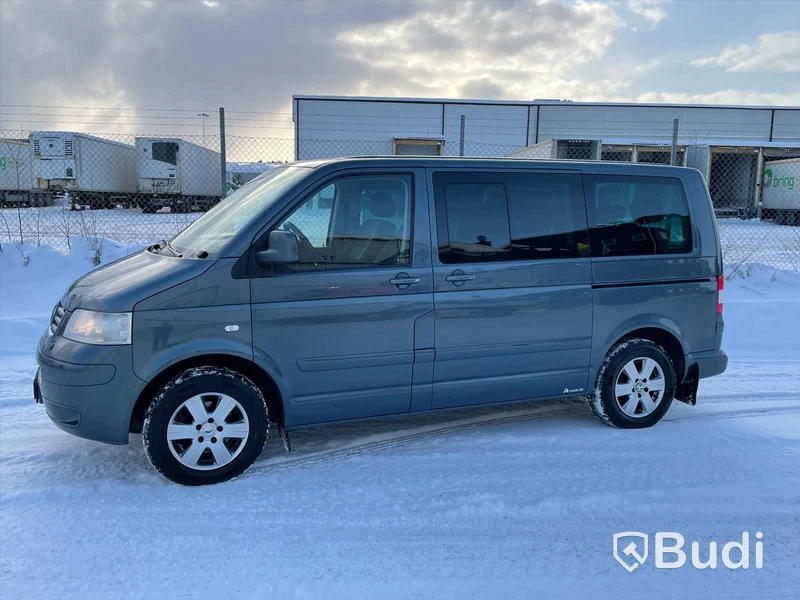 Lätt Lastbil Volkswagen Multivan 2,5 Tdi Crossover | 7 sittplatser |