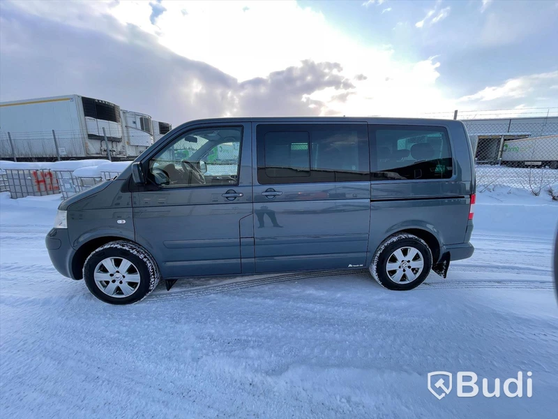 Lätt Lastbil Volkswagen Multivan 2,5 Tdi Crossover | 7 sittplatser |