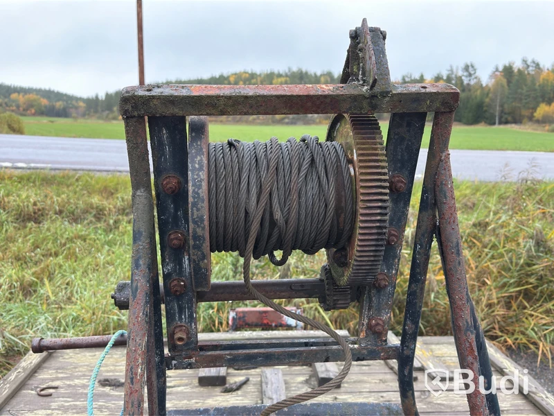 Floating work platform, 230×370 cm, with manual winch