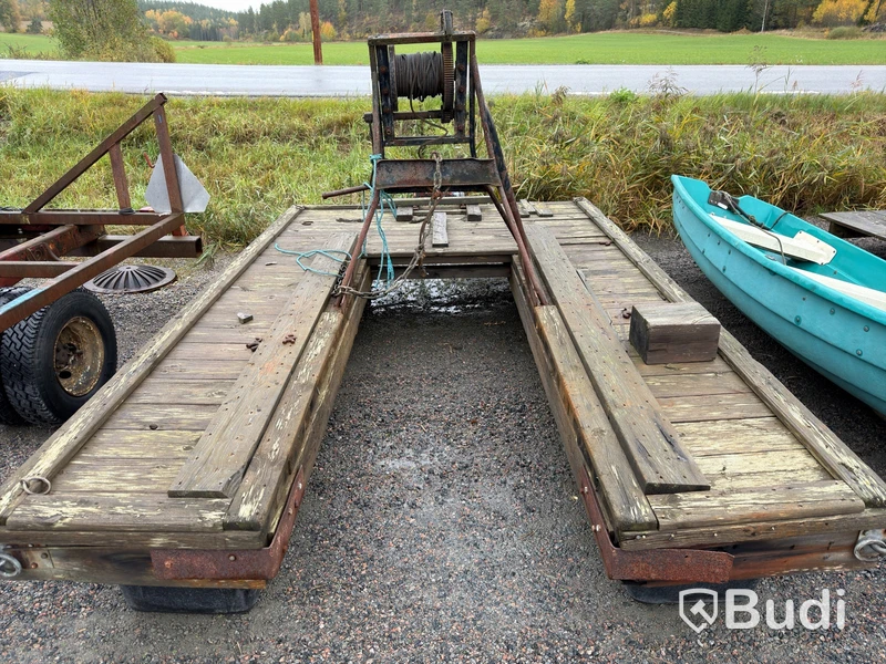 Floating work platform, 230×370 cm, with manual winch