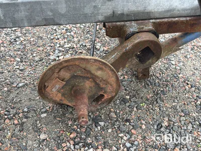 Båttrailer, cirka 6,5 m, kölrullar och vinsch (repobjekt)