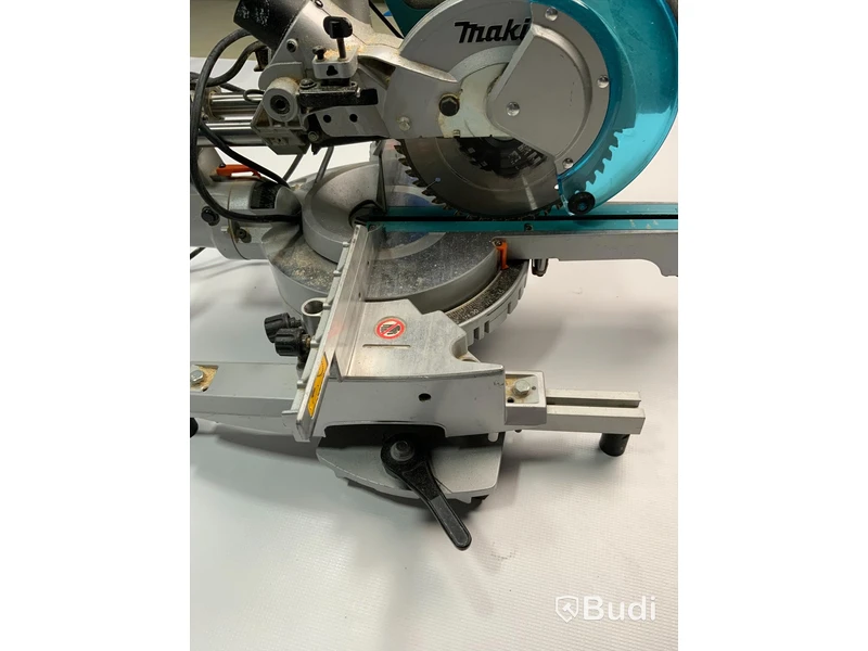 MAKITA Kap & gersåg med stativ LS 0815 FL
