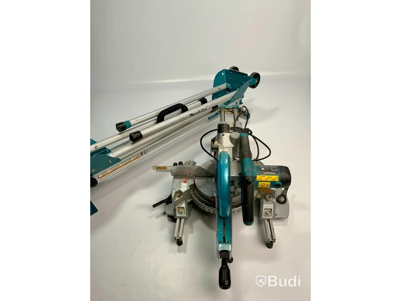 MAKITA Kap & gersåg med stativ LS 0815 FL