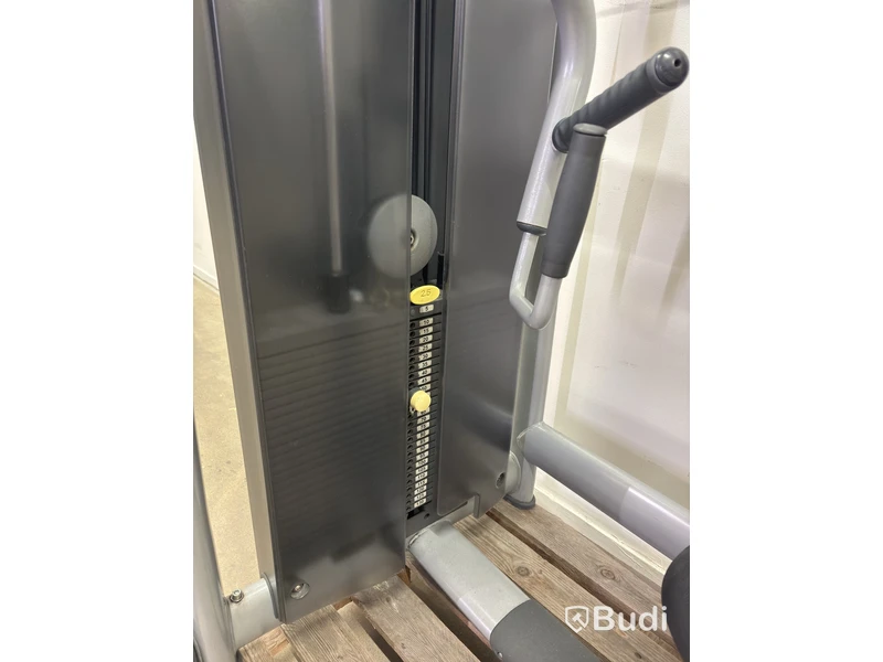 Technogym Selection chest press, weight stack
