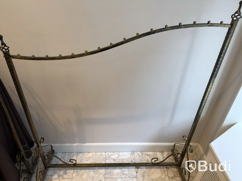 Metal garment racks, 11 pcs
