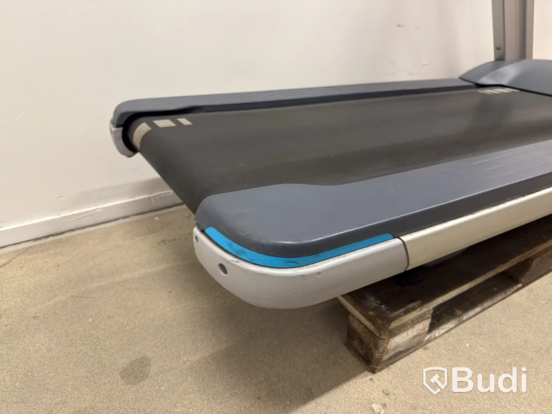 2 Precor treadmills, TRM 811/835/885