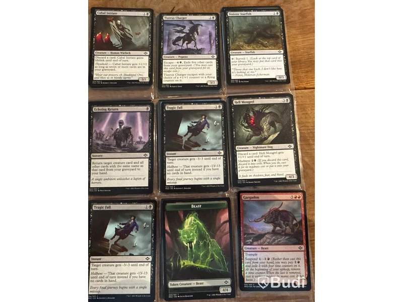Samling Magic: The Gathering-kort i plastfickor