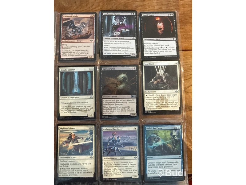 Samling Magic: The Gathering-kort i plastfickor