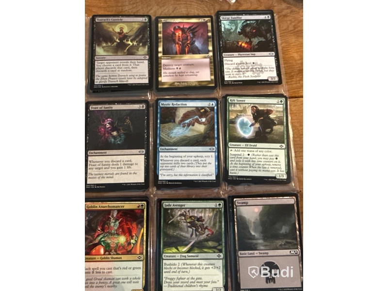 Samling Magic: The Gathering-kort i plastfickor