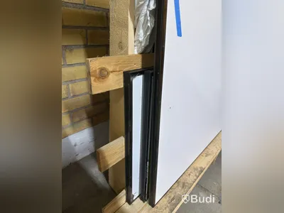 Entrance door