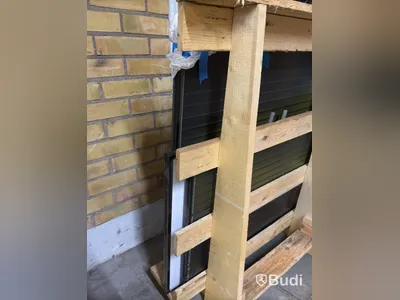 Entrance door