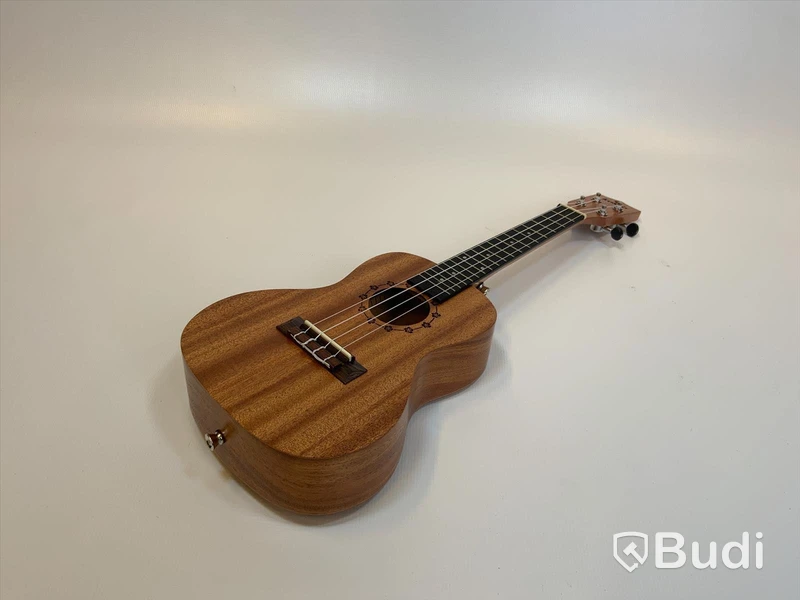 3st Kokio ukulele mahogany med gigbag